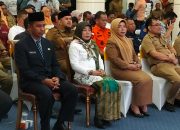 Didampingi Sang Isteri dan Anak, Ahmad Yuzar Lancar Bacakan Fakta Integritas dan Ini Program Kerjanya