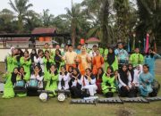 Repol Jadi Pembina Upacara HUT Riau ke-67 di SMKN 3 Tapung Hulu