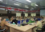 Didampingi Plh Sekda, Pj Bupati Hambali Gelar Raker bersama OPD