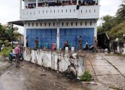 Satpol PP Kampar Ikut Amankan Pengungsi Rohingya bersama TNI-Polri