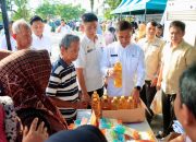 Upaya Kendalikan Inflasi, Bupati Ahmad Yuzar Buka Gerakan Pangan Murah
