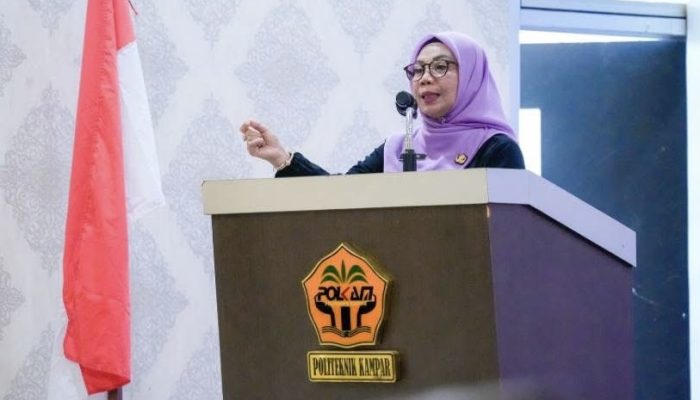 Wabup Kampar Resmi Buka Pelatihan Pembuatan Sabun dan Minyak Kelapa Sawit di Polkam