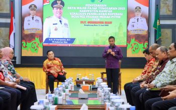 Kunker ke Kampar, Bupati Ahmad Yuzar Sambut Plt Gubri dan Serahkan Data Pajak Sekaligus Tinjau Kopdes Merah Putih