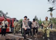 Bupati Ahmad Yuzar bersama Pangdam XIX/Tuanku Tambusai dan Plt Gubri Tinjau dan Tangani Kebakaran