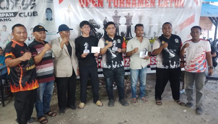 Meriahkan HUT RI ke-81, Open Turnamen Catur Aiza Chess Club Sukses Digelar