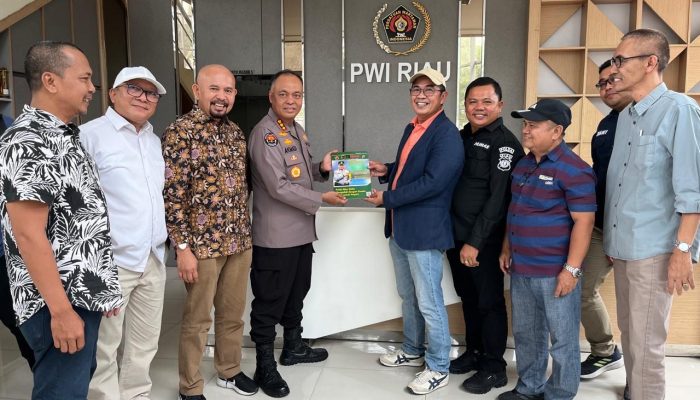 PWI Riau Sambut Kunjungan Bidhumas Polda Riau, Sepakati Sampaikan Informasi Akurat ke Masyarakat
